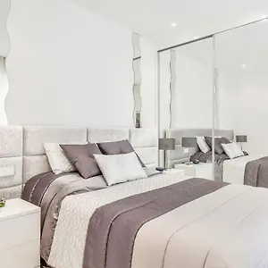 Apartment Charming 1br In Heart Of